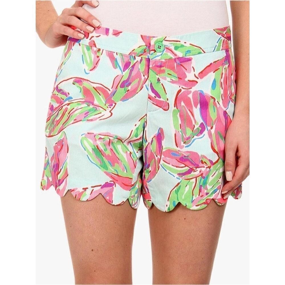 Lilly Pulitzer Scallop Hem Floral Shorts in Pink & Mint